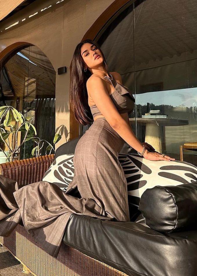 Trendy Belinda Brown Halter Crop Top and Wide Leg Pants Set with Effortless Style