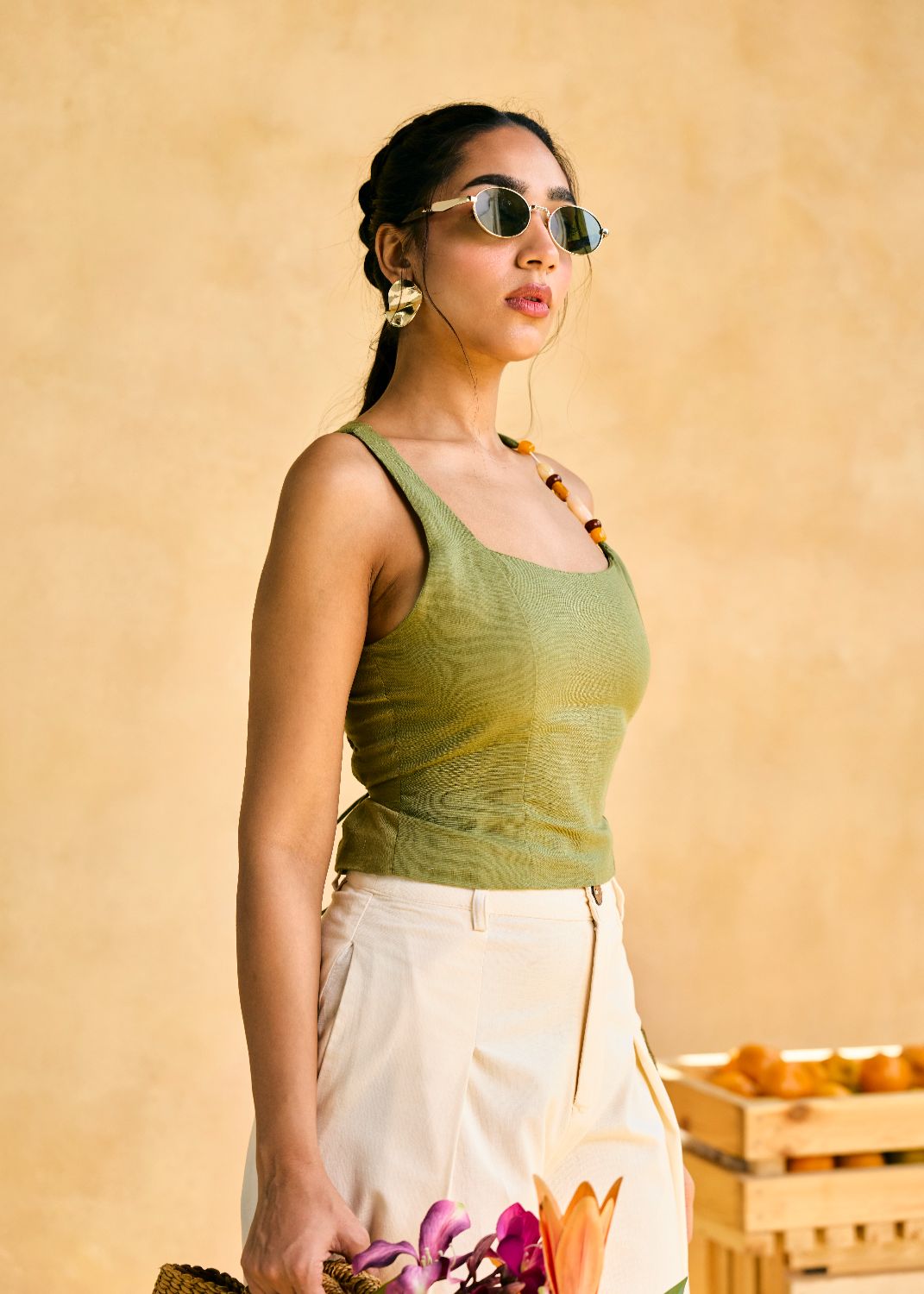 Safed Aangan Pleated Trousers