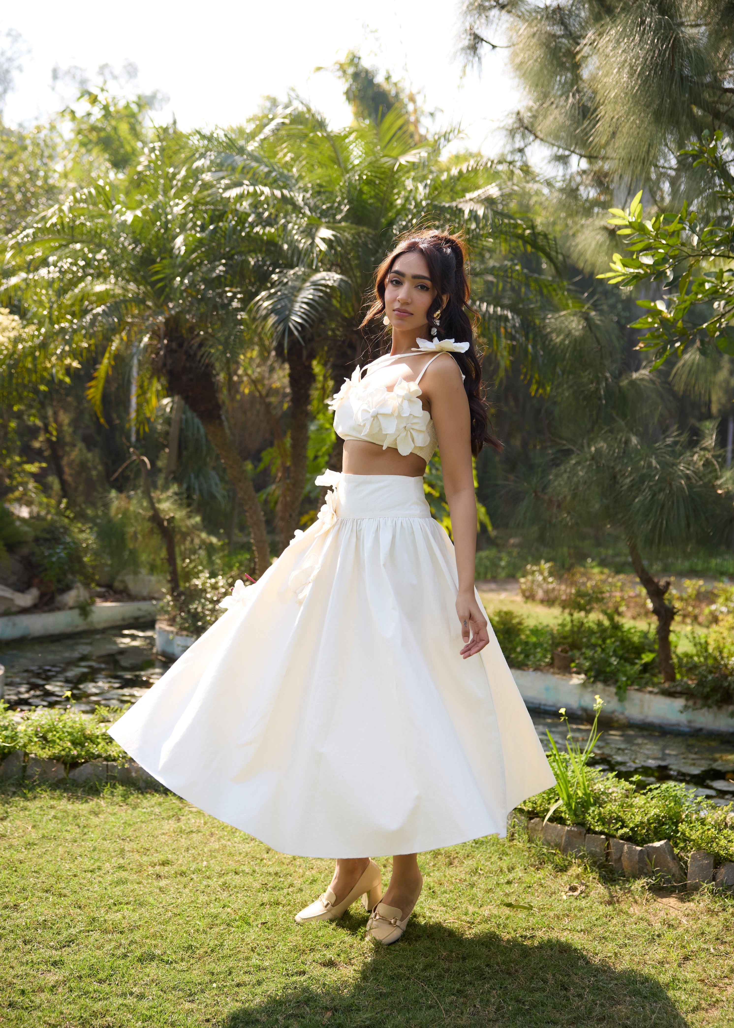 Sharla White 3D Flowers Maxi Skirt