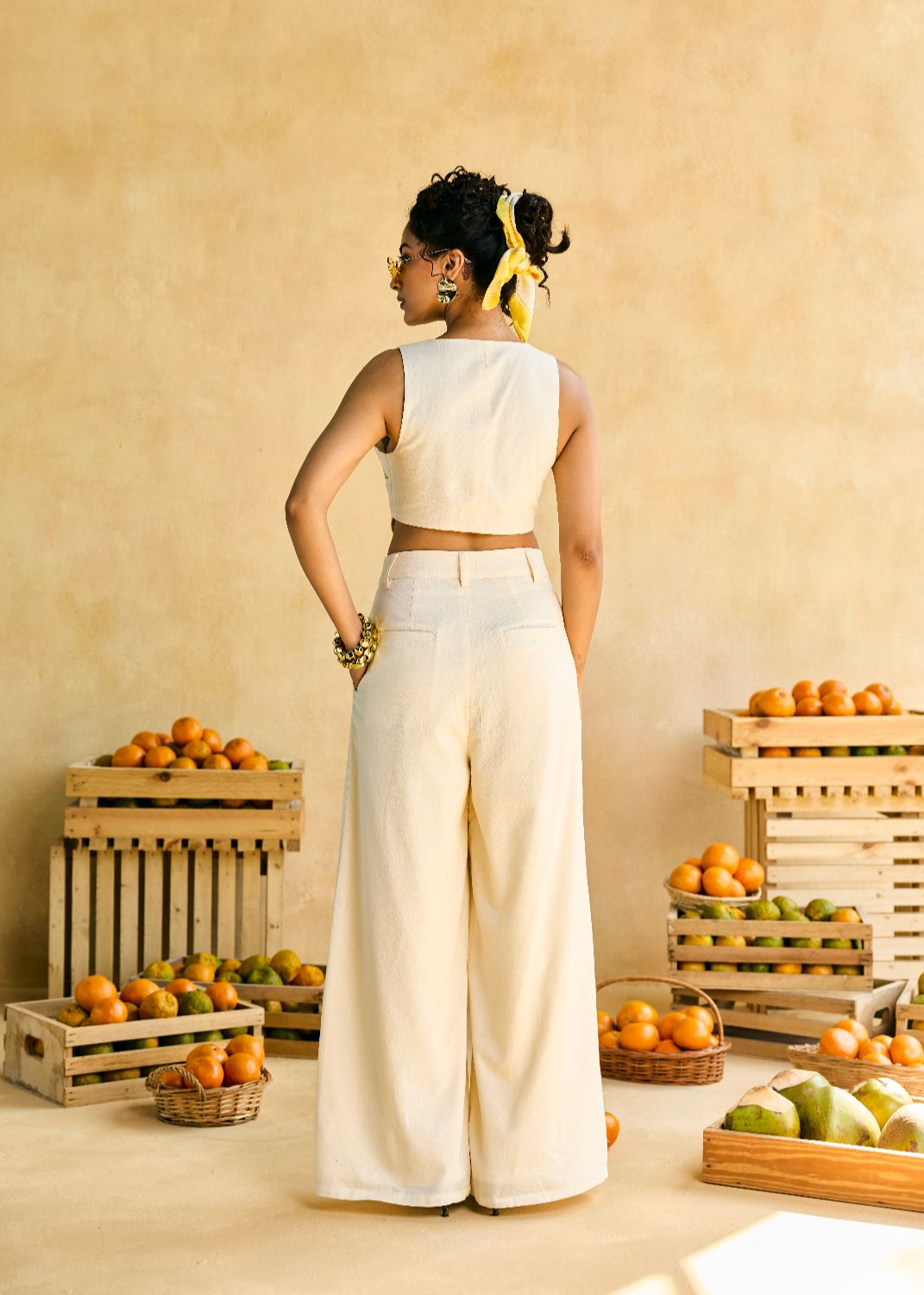 Safed Aangan Pleated Trousers