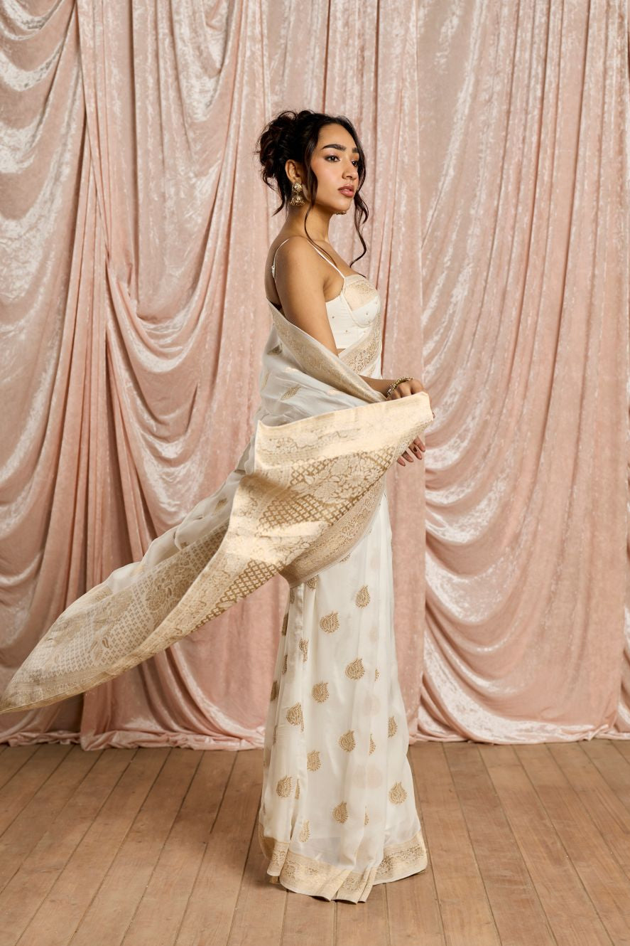 Zoya White and Gold Banarasi Pre-Draped Saree