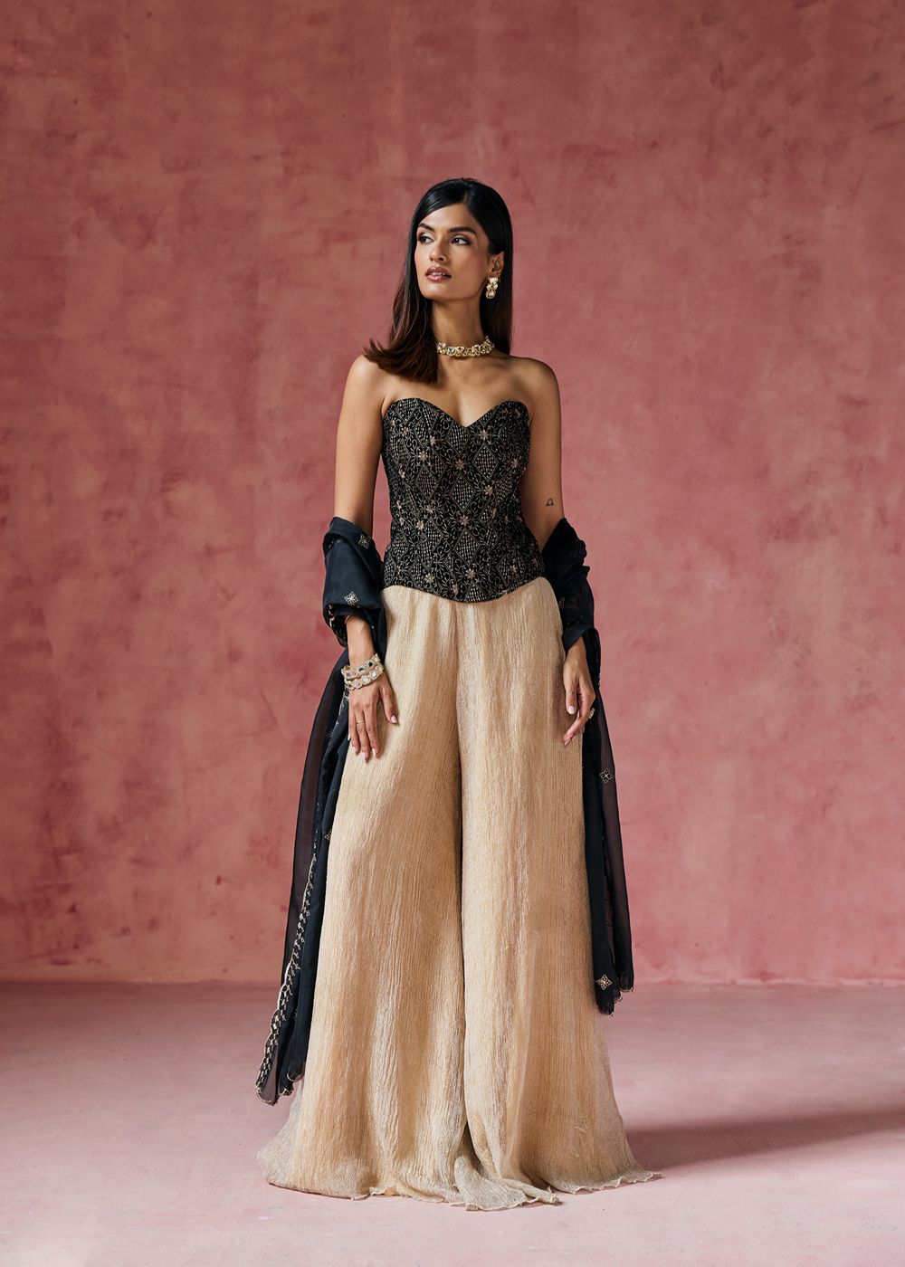 Zafira Black Embroidered Velvet Corset Set