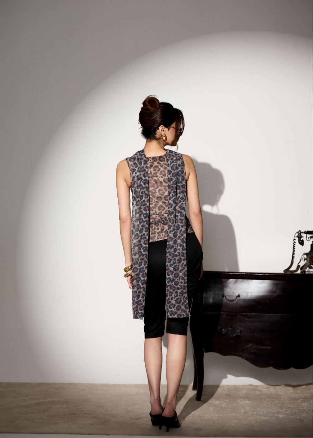 Valencia Leopard Mesh Top with Scarf