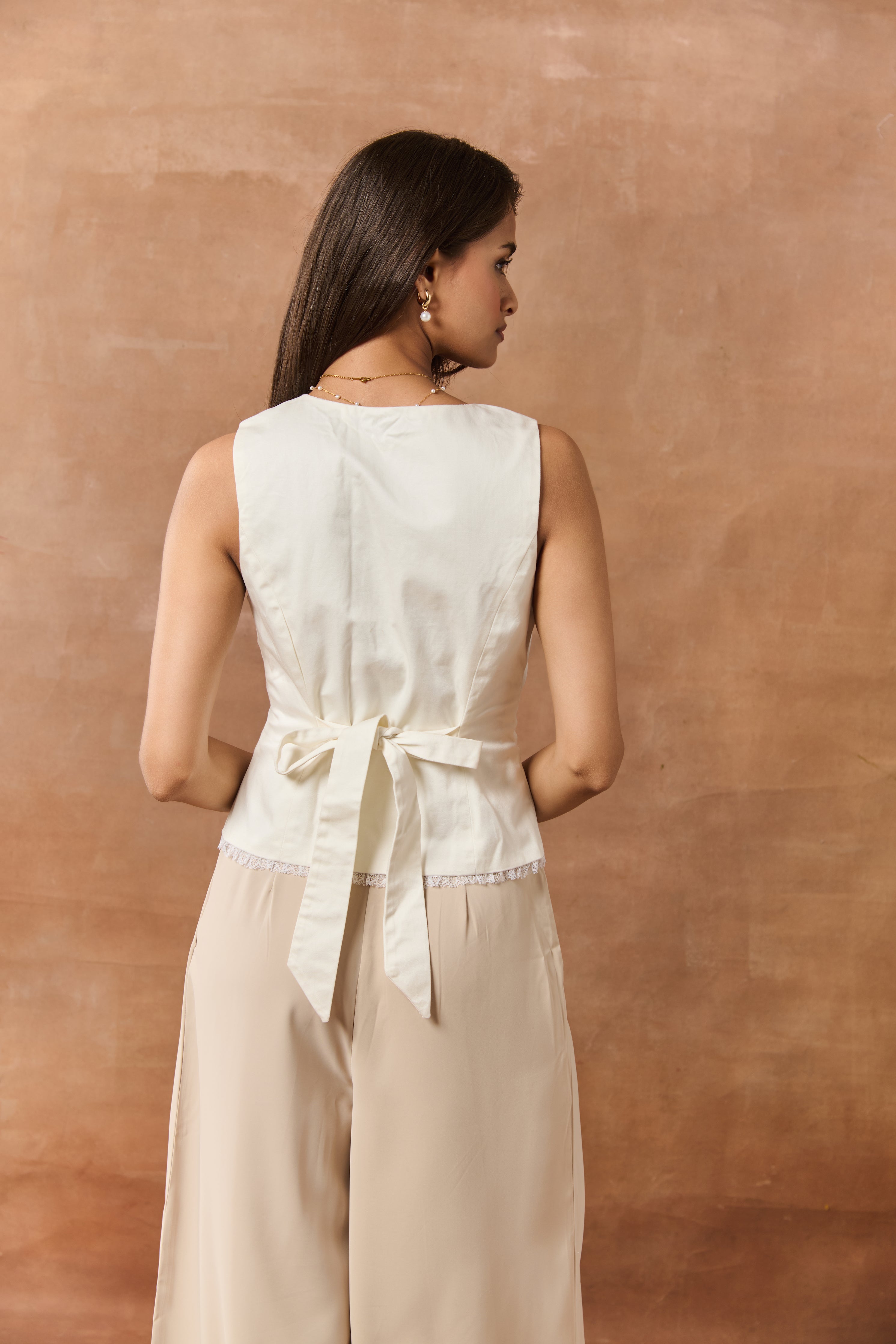 Ricarda White Pearl Buttoned Waistcoat