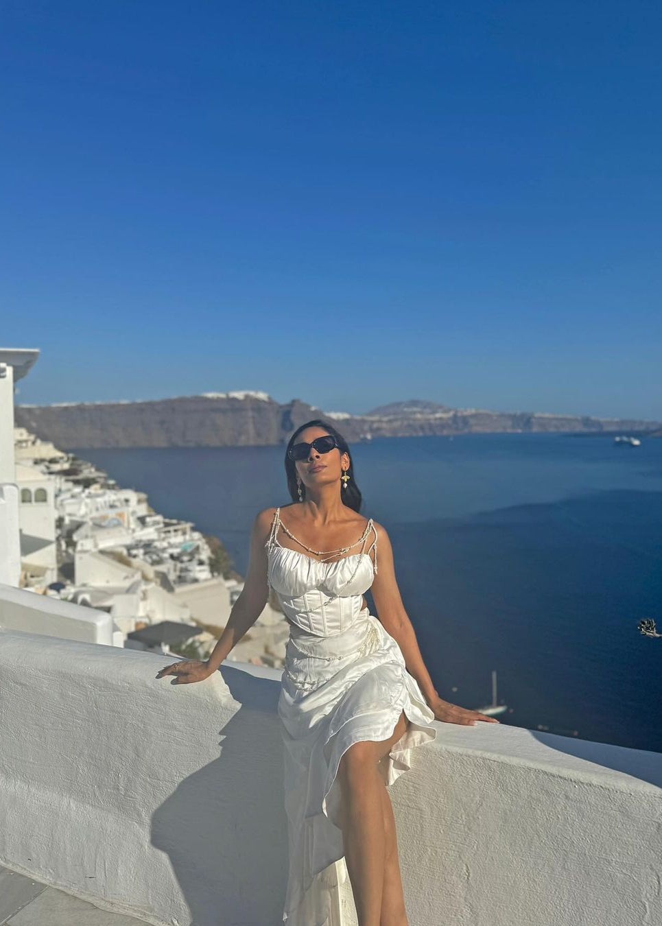 Linea White Satin and Pearl Embroidered Corset Set