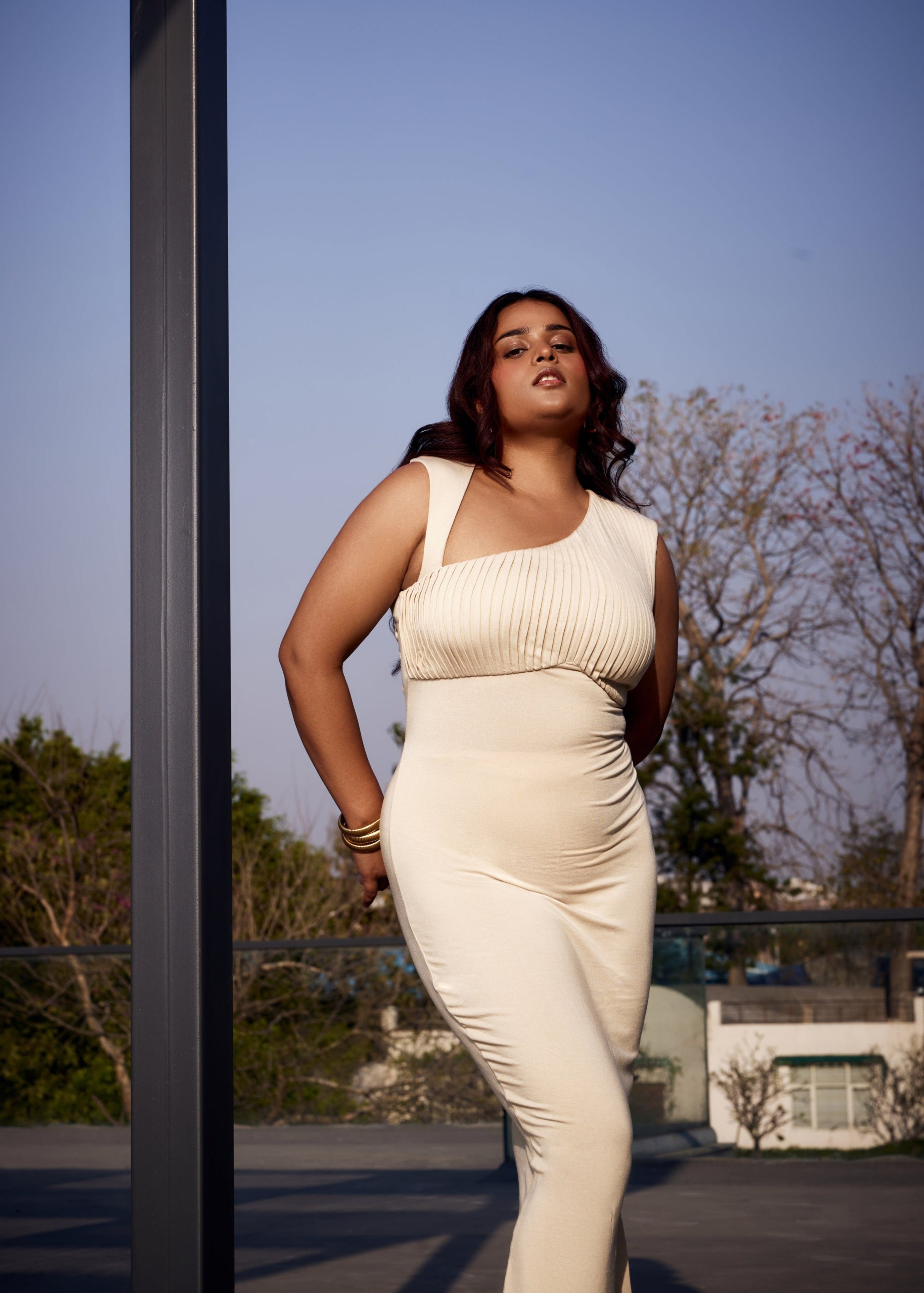 "Elegant Paloma White Tie-up Midaxi Dress with a Flowy Silhouette."