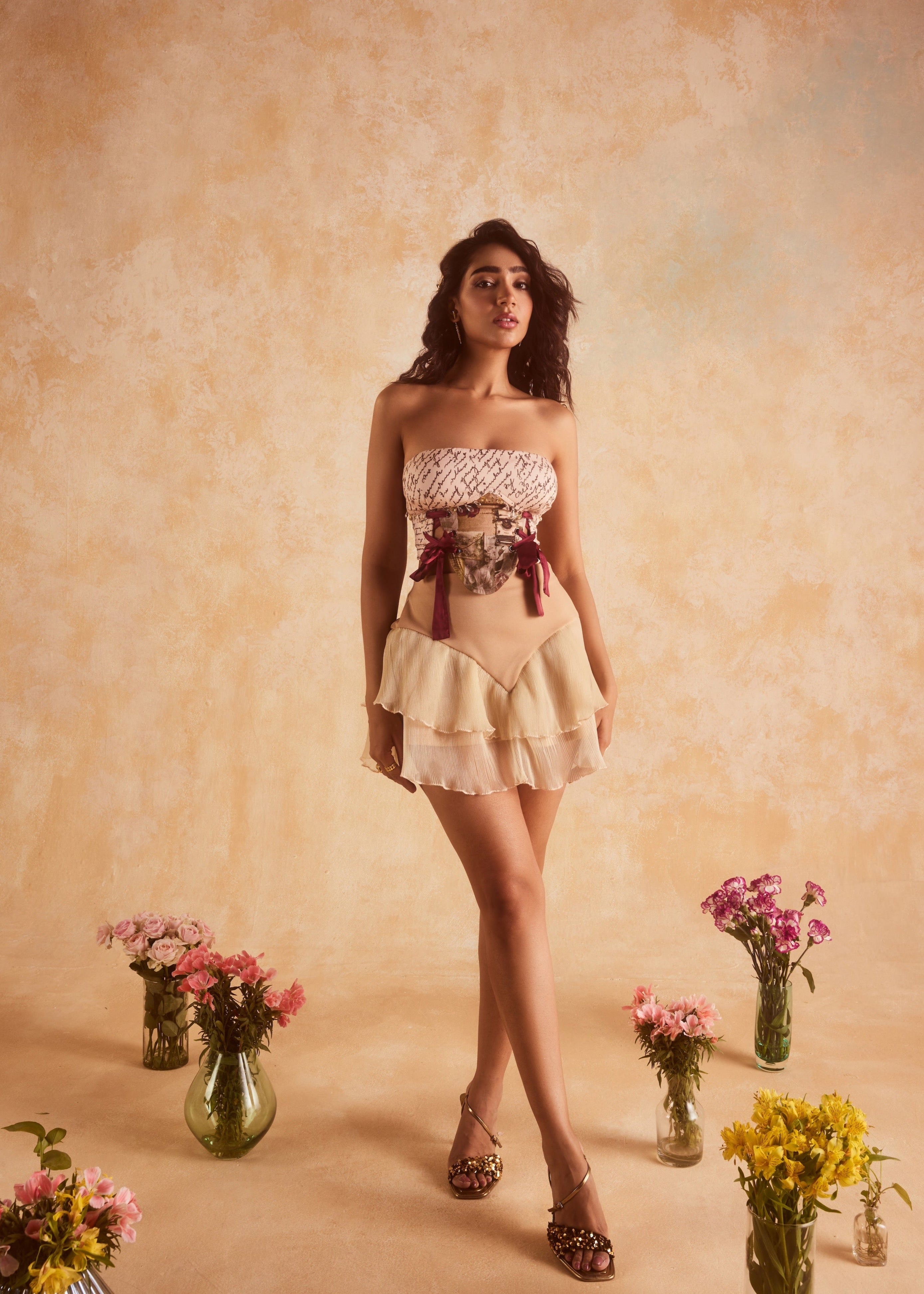 Ruth Vintage Print Bow Corset and Ruffled Skirt Set, featuring a nostalgic print with a bow-adorned corset and ruffled skirt.