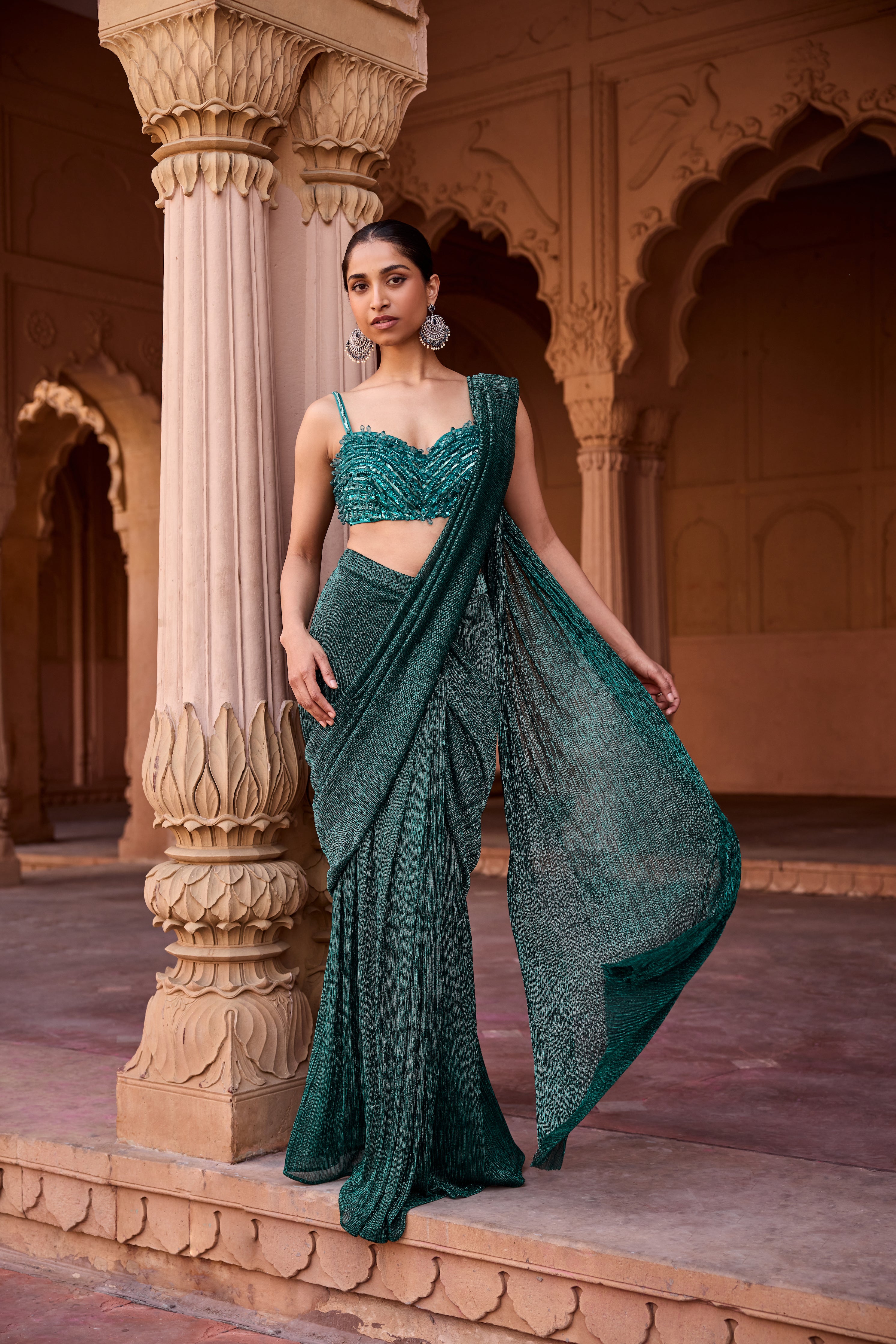Aazina Emerald Green Pre-Stitched Saree