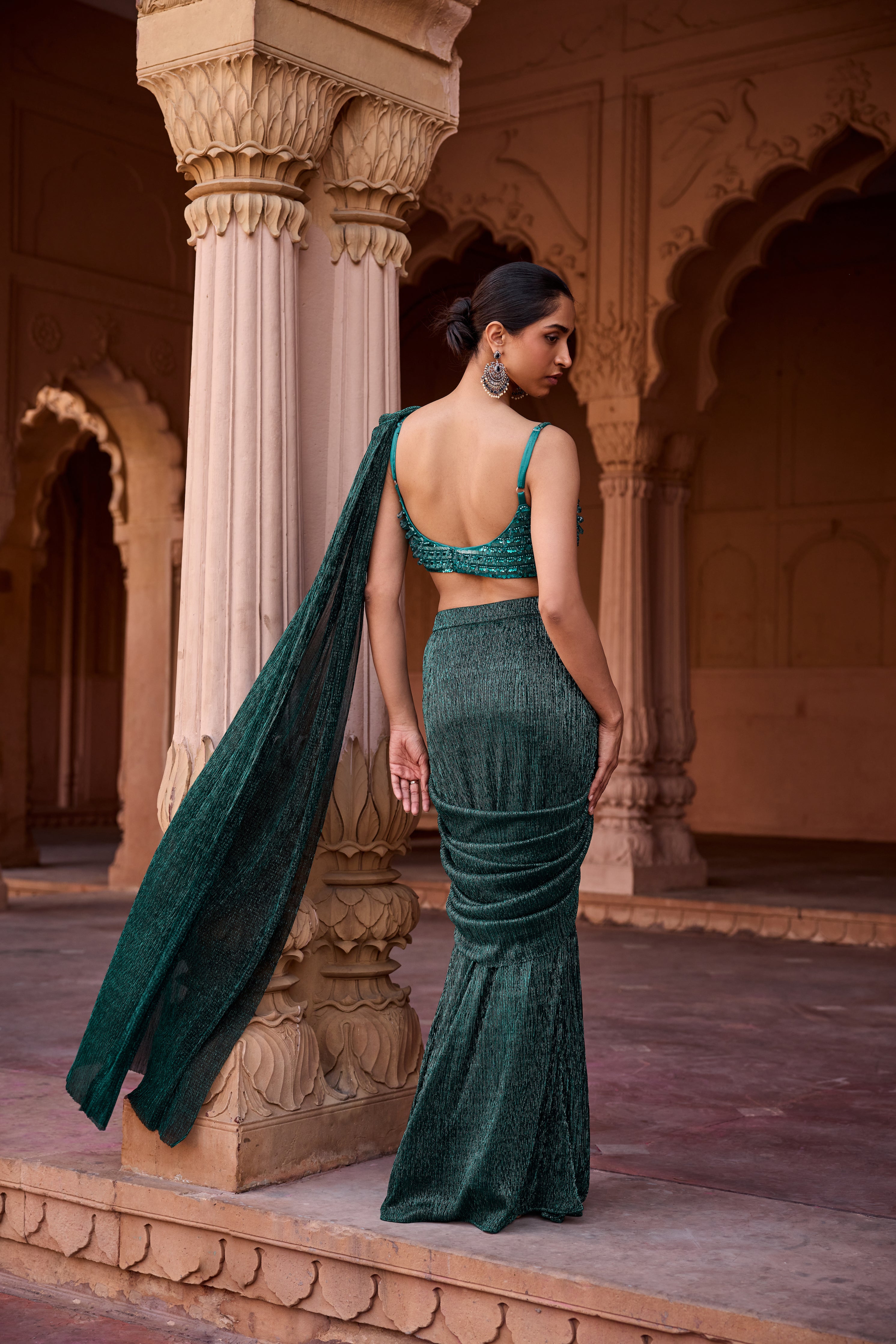 Aazina Emerald Green Pre-Stitched Saree
