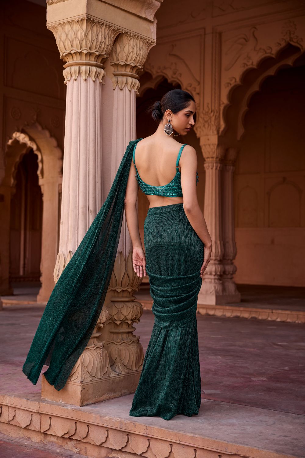 Aazina Emerald Green Pre-Stitched Saree