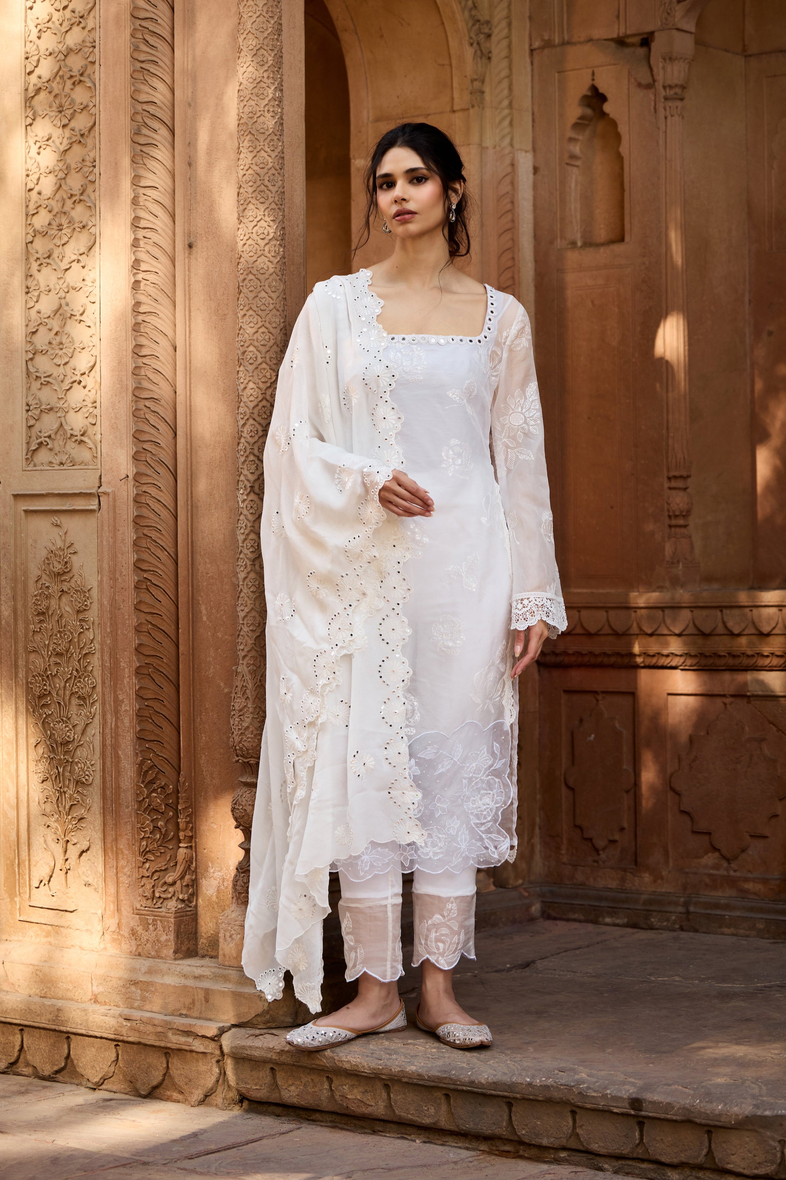 Qadira White Organza Floral Kurta Set