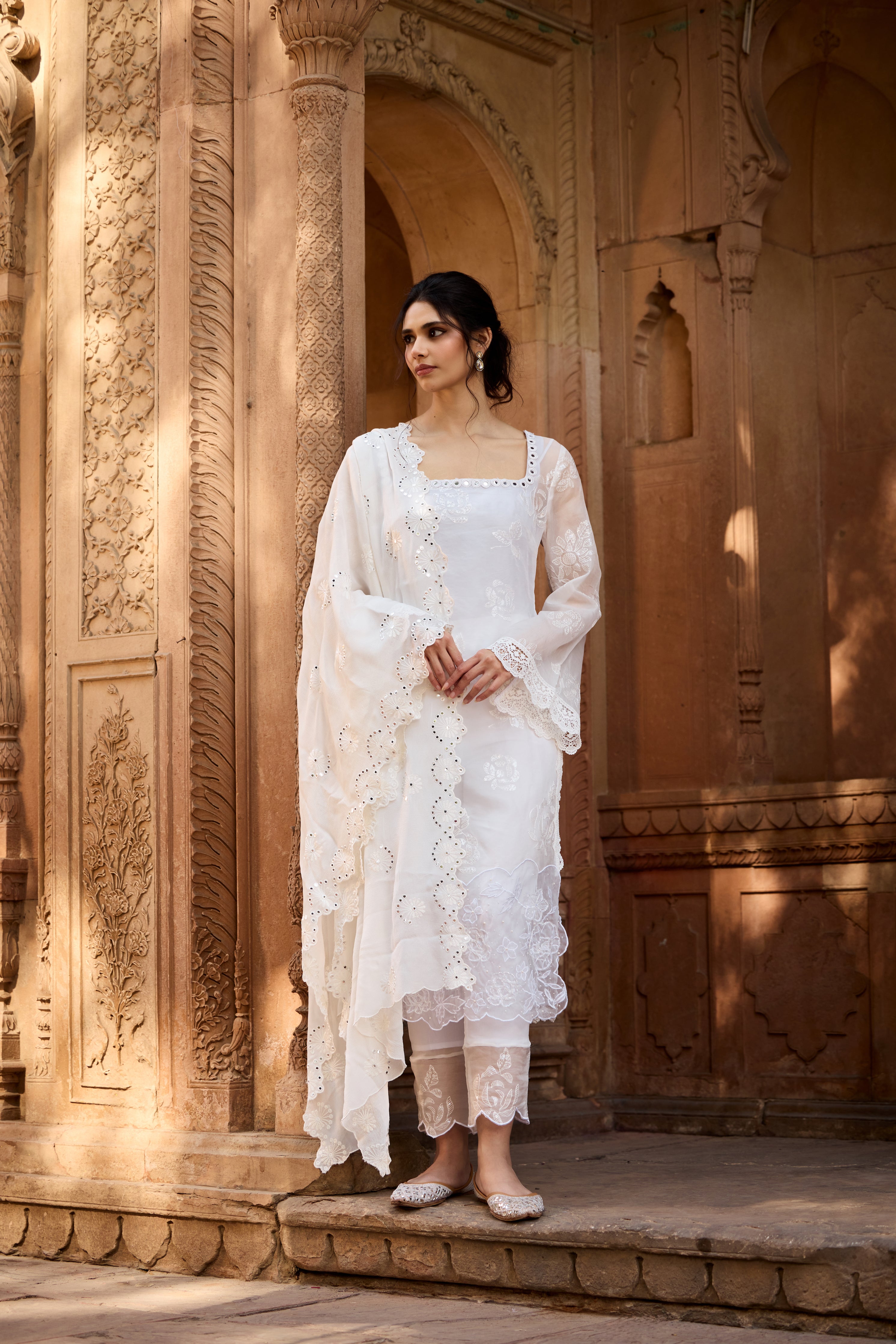Qadira White Organza Floral Kurta Set