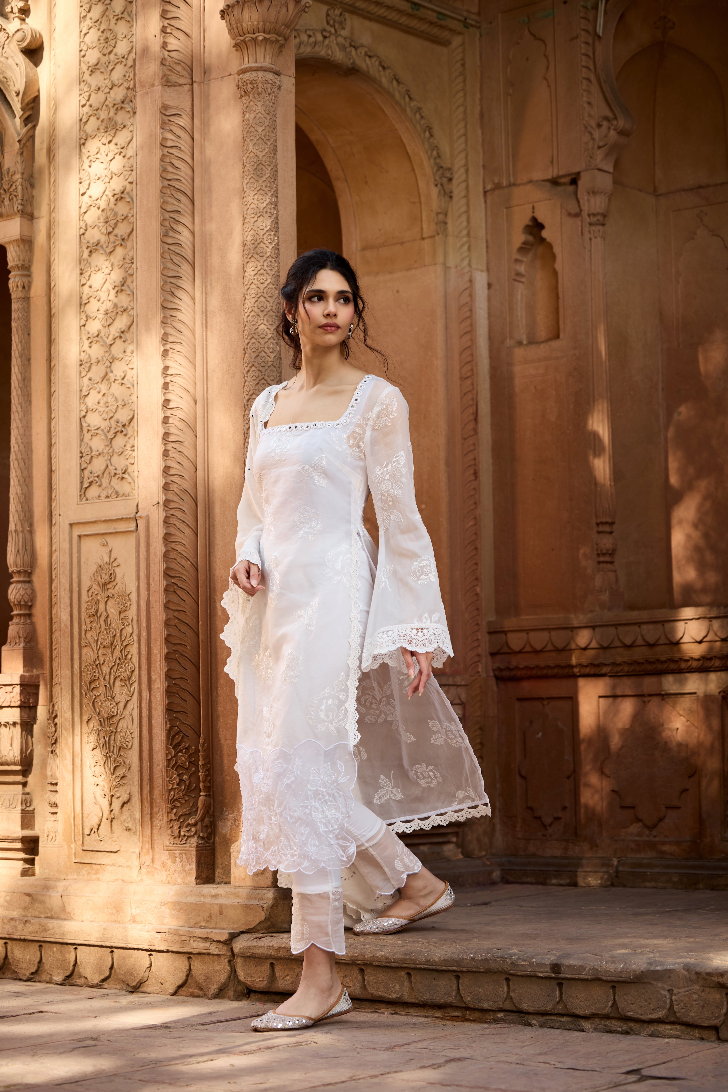 Qadira White Organza Floral Kurta Set