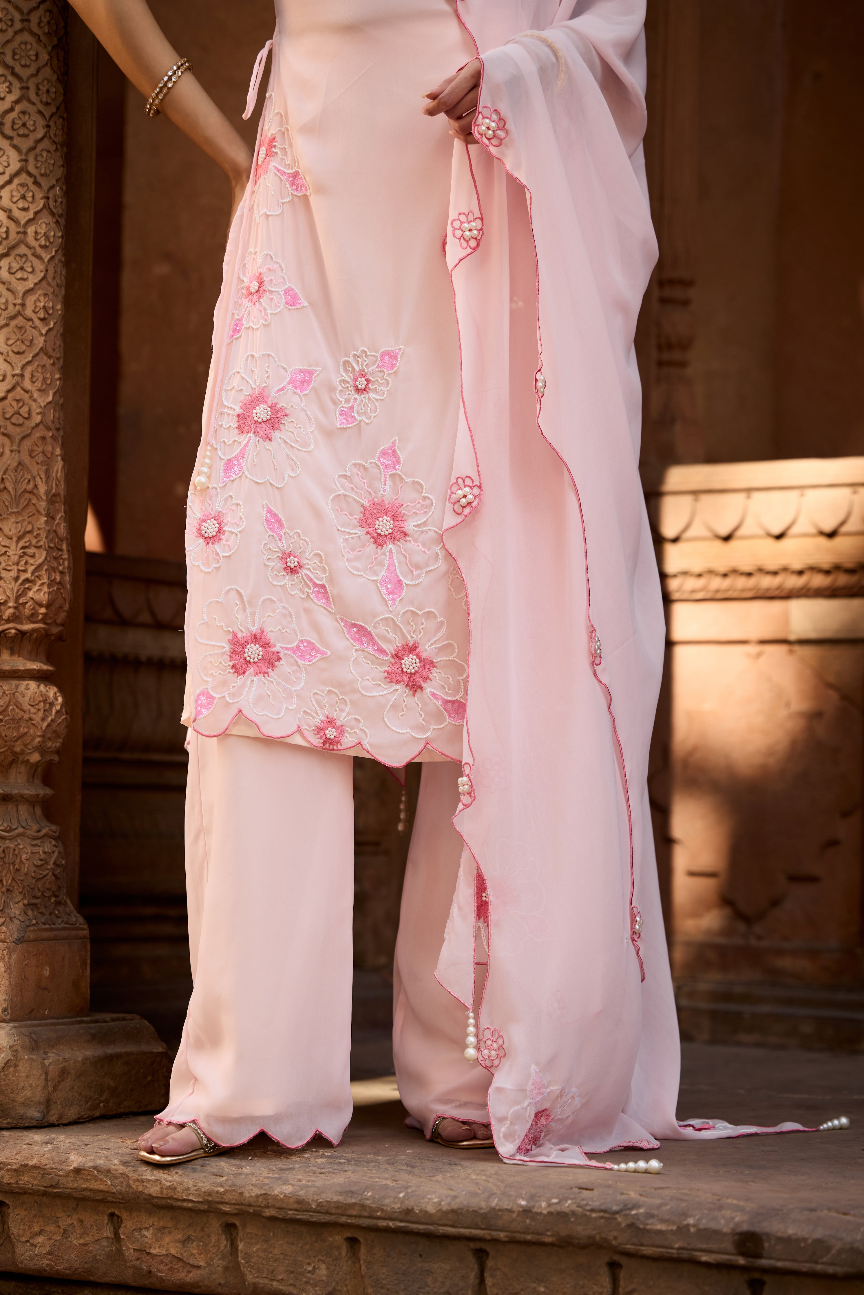 Raaya Baby Pink Hand-Embroidered Sleeveless Kurta Set