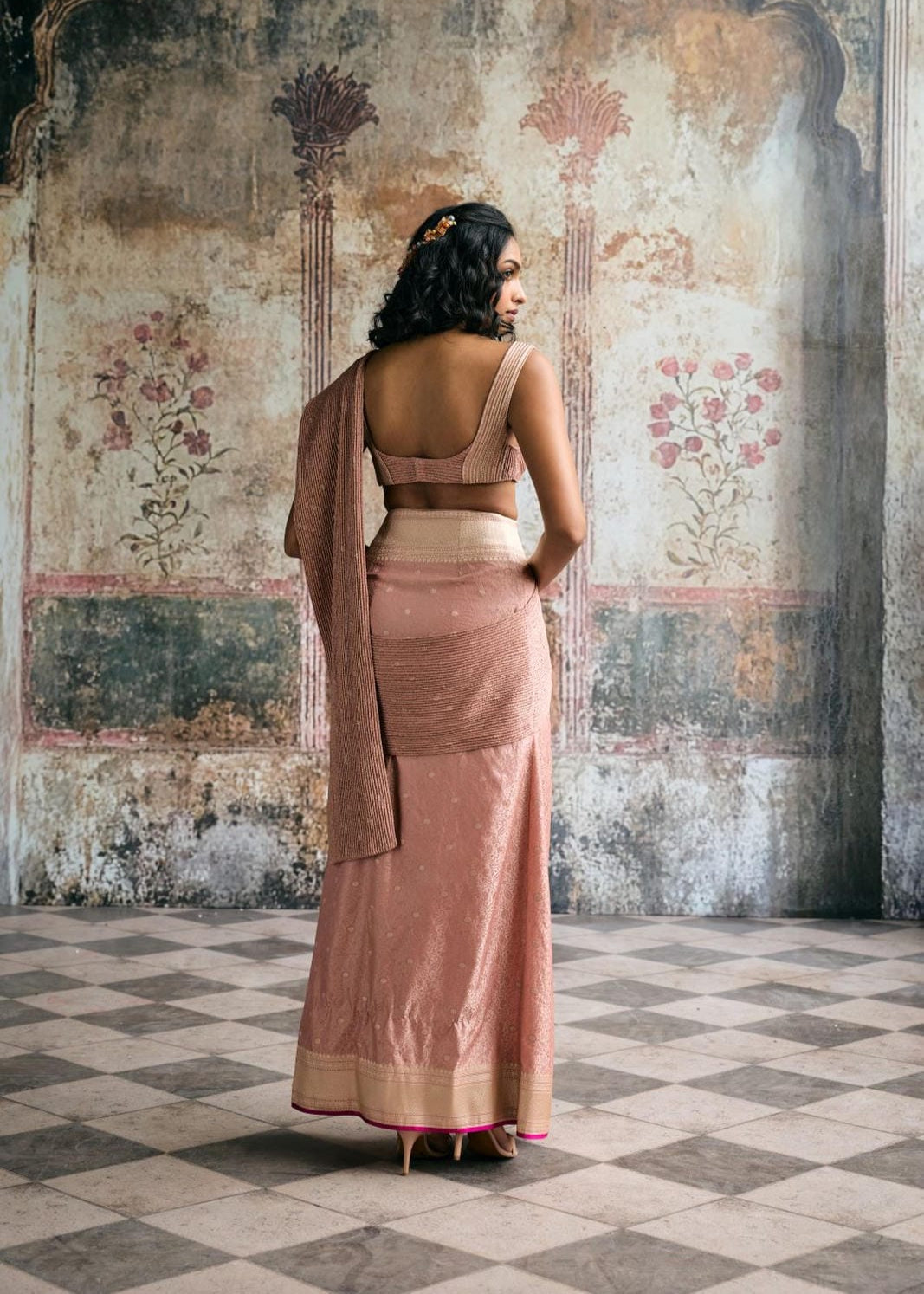 Sia Mauve Banarasi Silk Dori Saree Set