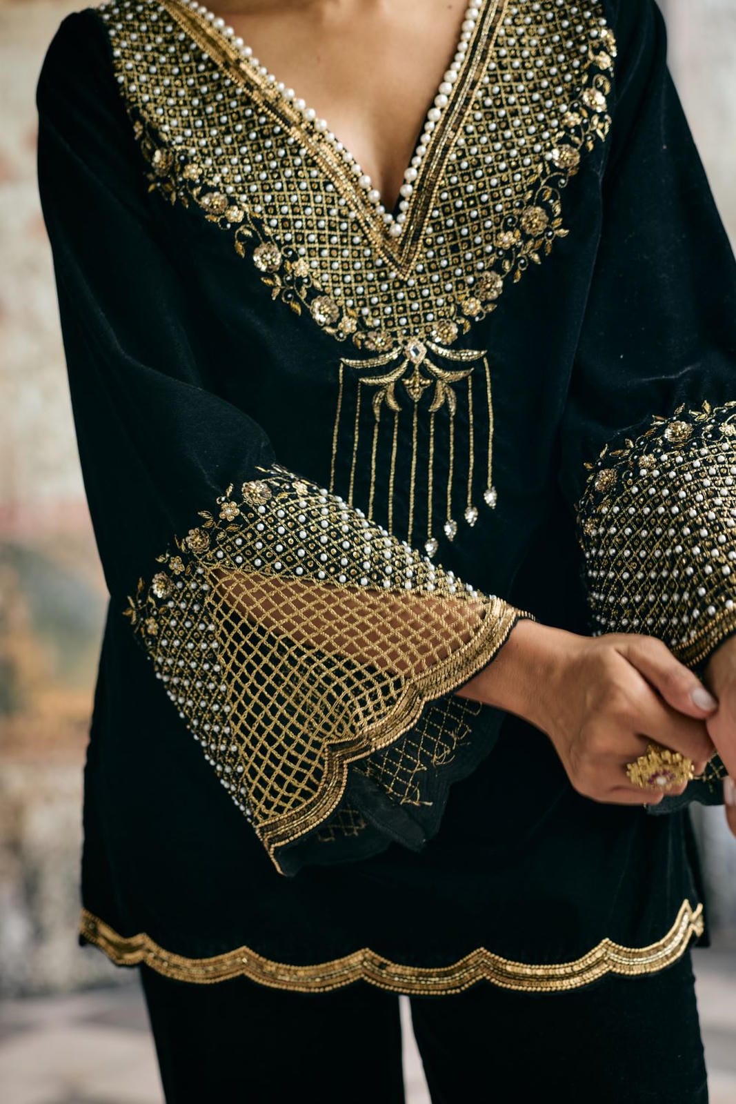 Asmaira Black Hand-Embroidered Velvet Kurta Set