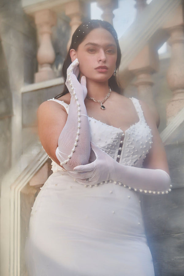 Clovia White Mesh Pearl Embroidered Gloves