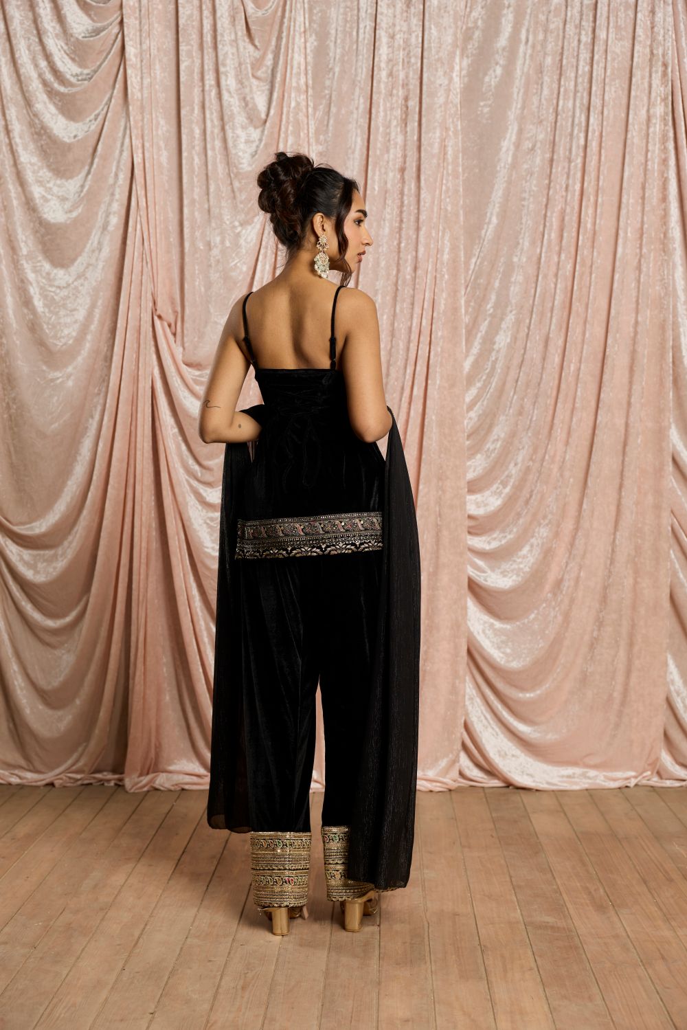 Kohra Black Embroidered Velvet Kurta Salwar Set