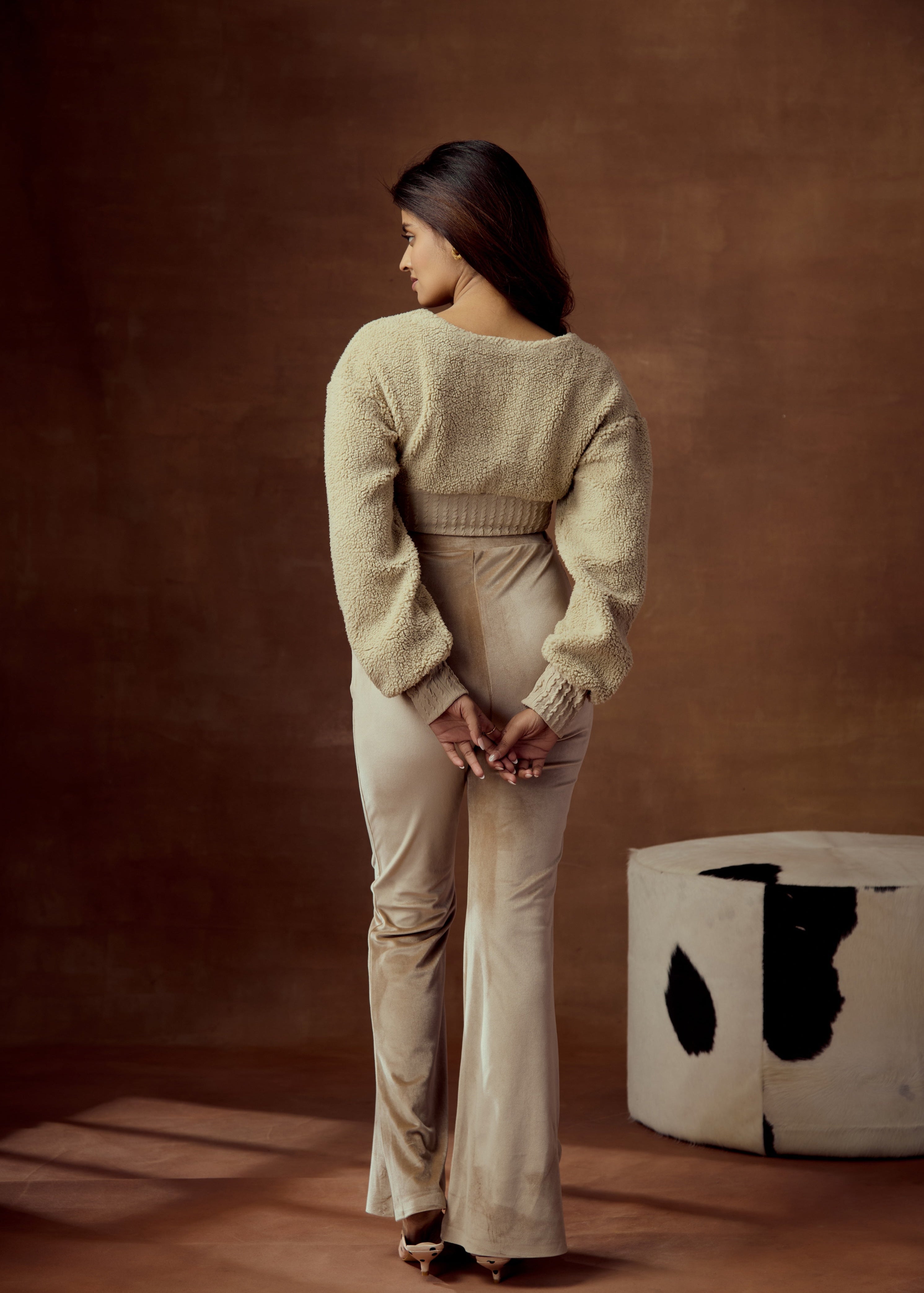 Bertha Beige Two-Way Cropped Sweatshirt