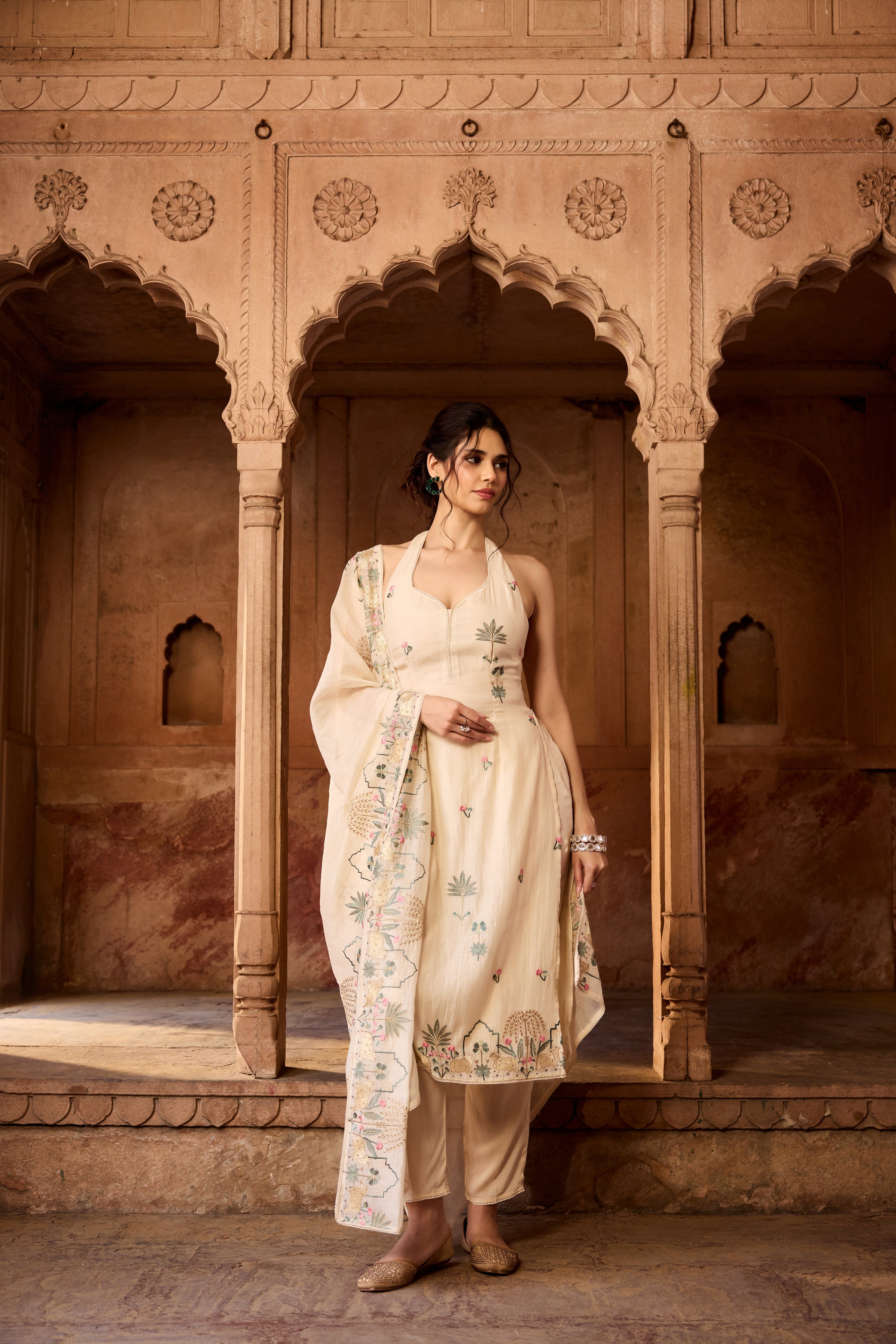 Samriddhi Off-White Embroidered Kurta Set