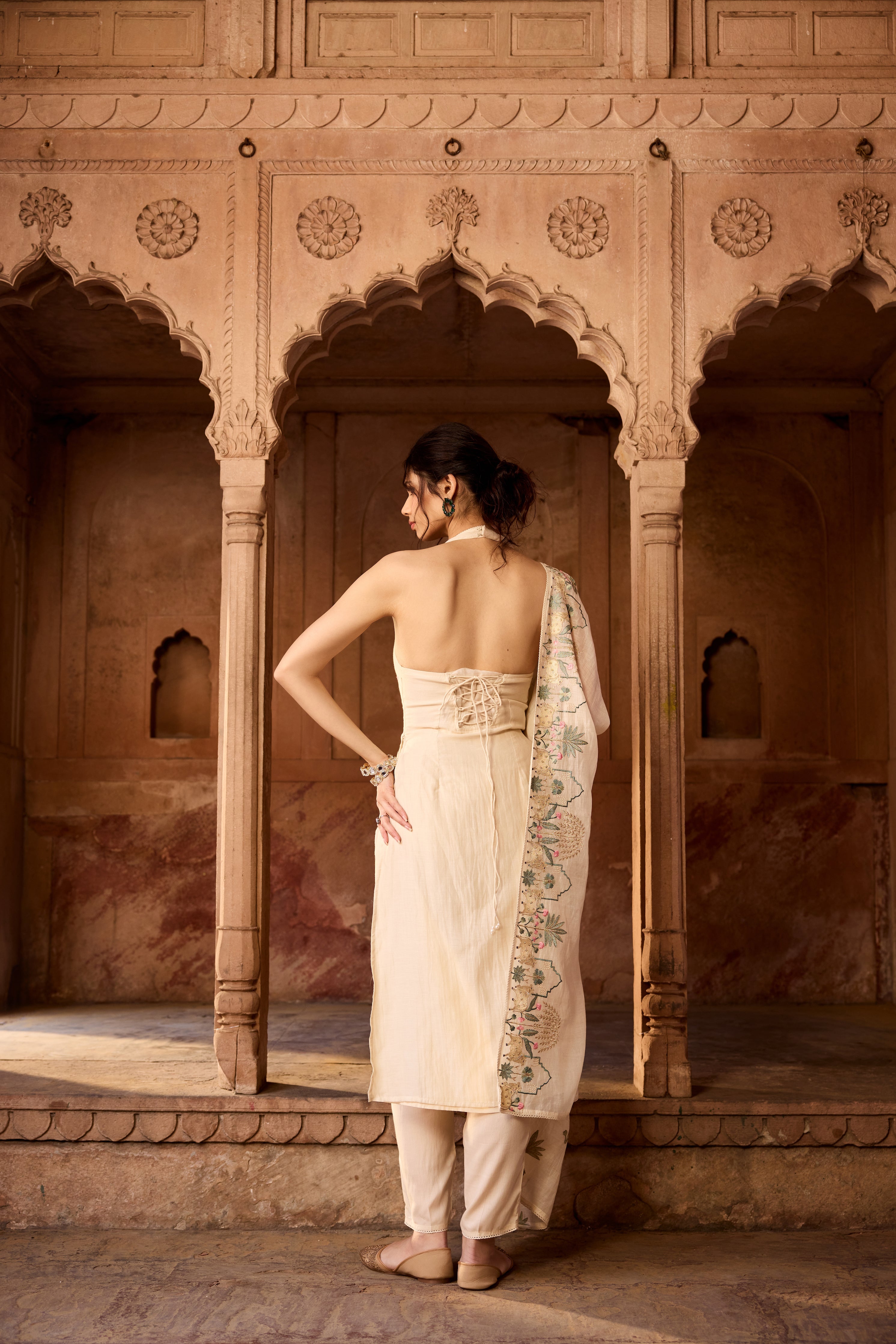 Samriddhi Off-White Embroidered Kurta Set